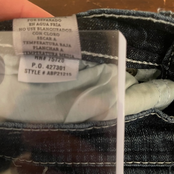 Women’s BKE Denim Aiden 26R X 28 Bootleg RN75720 Dark Wash WHISKERING - Picture 7 of 12